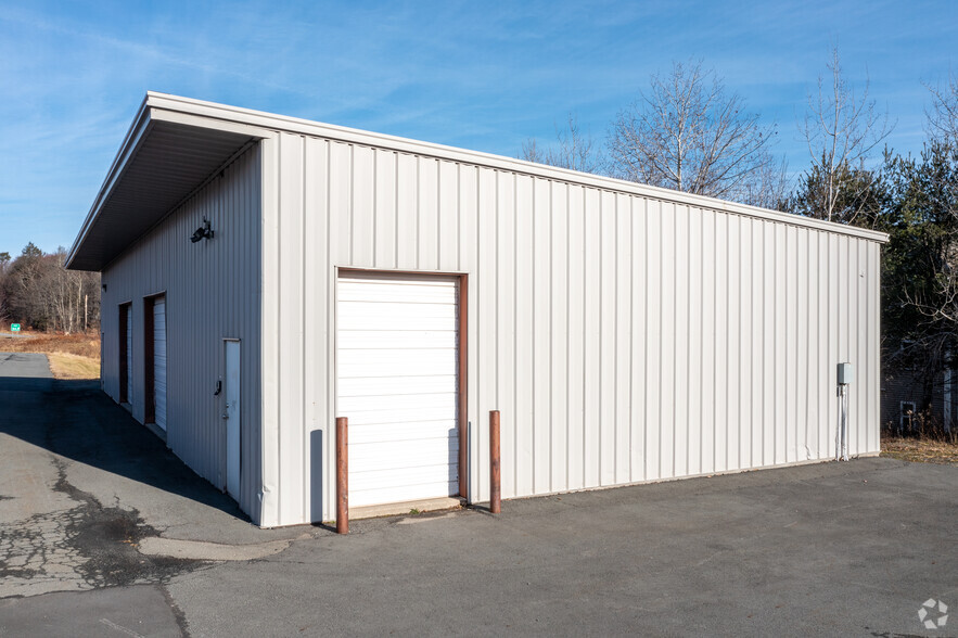 118 Jefferson St, Monticello, NY à louer - Photo de l’immeuble – Image 1 sur 11