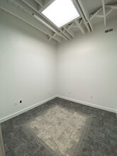 4201 Millersville Rd, Indianapolis, IN à louer Photo intérieure– Image 1 sur 3