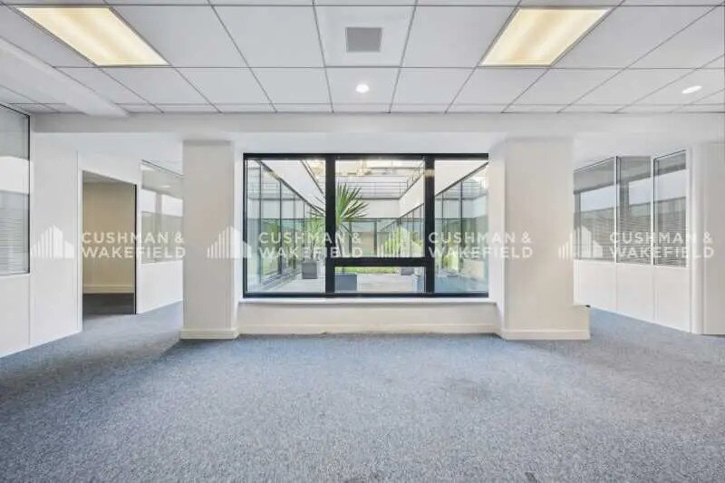 101-109 Rue Jean Jaurès, Levallois-Perret à louer Photo intérieure– Image 1 sur 4