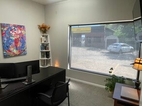 2646-2650 100th St, Urbandale, IA à louer Photo intérieure– Image 2 sur 9