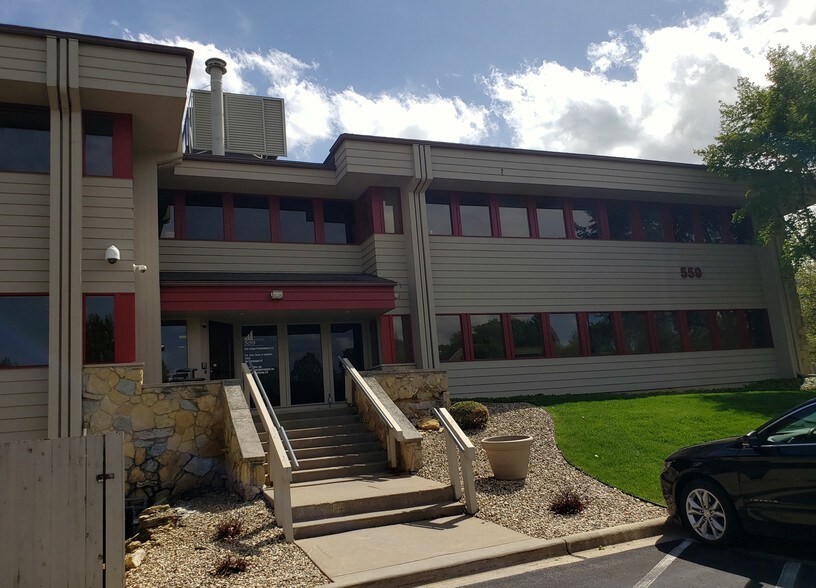 559 D'Onofrio Dr, Madison, WI à vendre - Photo de l’immeuble – Image 2 sur 5