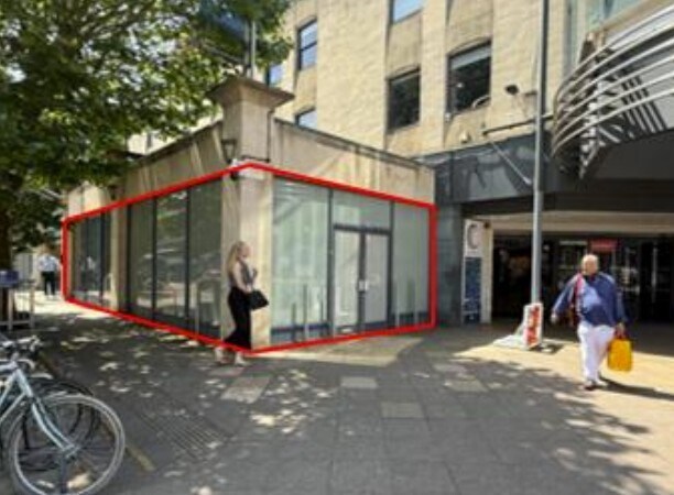Whiteladies Rd, Bristol à louer - Photo de l’immeuble – Image 3 sur 3