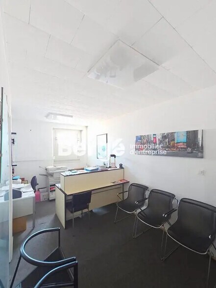 Bureau dans Cannes à louer - Photo de l’immeuble – Image 2 sur 4