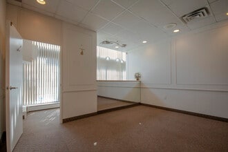 200 James St S, Hamilton, ON à louer Photo de l’immeuble– Image 2 sur 26