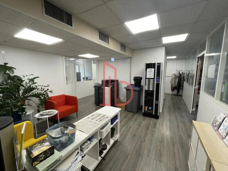 Bureau dans Bordeaux à louer - Photo intérieure – Image 2 sur 5