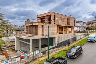 Plus de détails pour 4292 Slocan St, Vancouver, BC - Logement à vendre