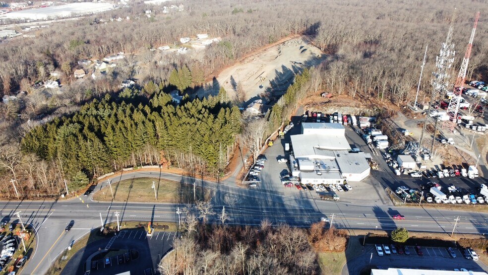 452 SW Cutoff, Worcester, MA à vendre - Photo de l’immeuble – Image 2 sur 5