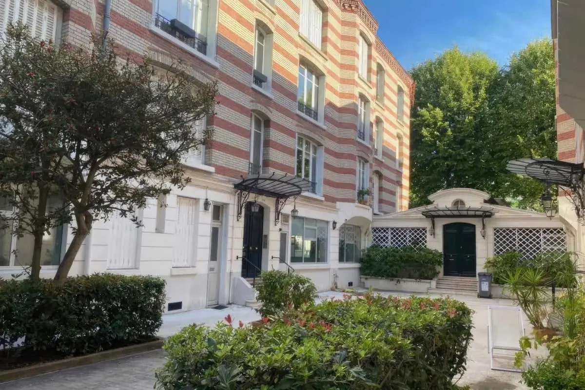 Bureau dans Neuilly-sur-Seine à vendre Photo de l’immeuble– Image 1 sur 15