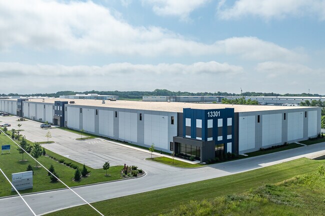 Plus de détails pour 13301 4 Mile Rd, Caledonia, WI - Industriel/Logistique à louer