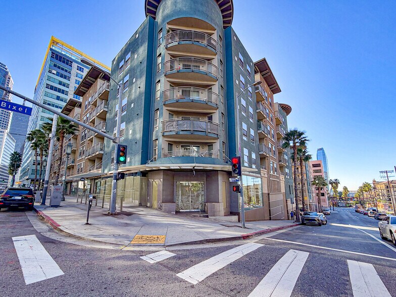 670 S Bixel St, Los Angeles, CA à louer - Photo de l’immeuble – Image 2 sur 6