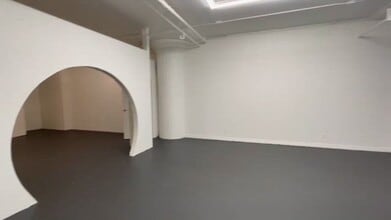 1206 S Maple Ave, Los Angeles, CA à louer - Vidéo sur l’annonce professionnelle 