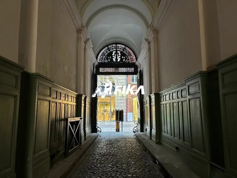 9 Rue Saint Antoine Du T, Toulouse à louer - Photo de l’immeuble – Image 3 sur 12