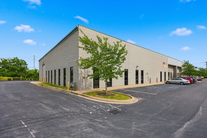 2380 Fortune Dr, Lexington, KY à louer - Photo de l’immeuble – Image 3 sur 16