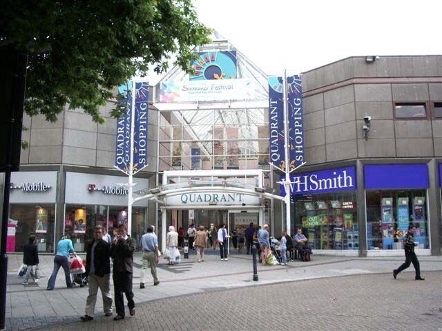 26/27 The Quadrant, Swansea à louer - Photo de l’immeuble – Image 2 sur 21