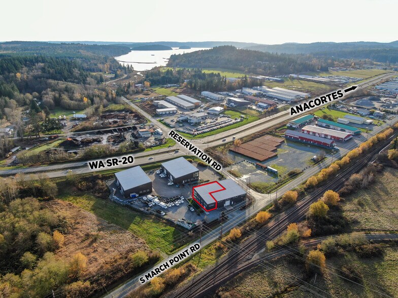 12375 Reservation Rd, Anacortes, WA à louer - Photo de l’immeuble – Image 1 sur 36