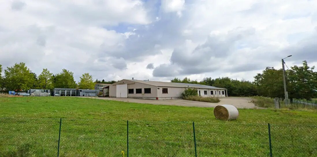 Local d'activités dans Chaveyriat à vendre Photo principale– Image 1 sur 1