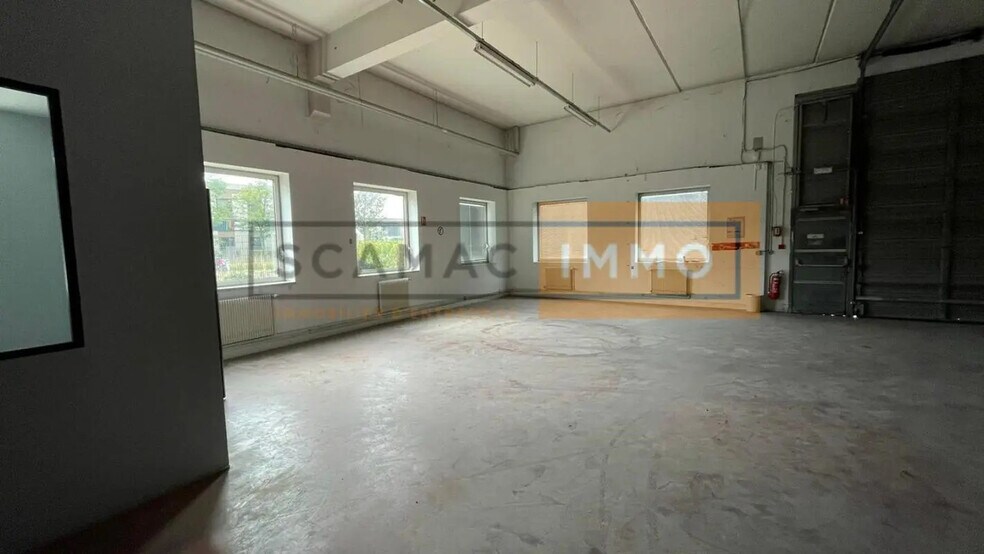 Industriel/Logistique dans Gennevilliers à louer - Photo de l’immeuble – Image 2 sur 5