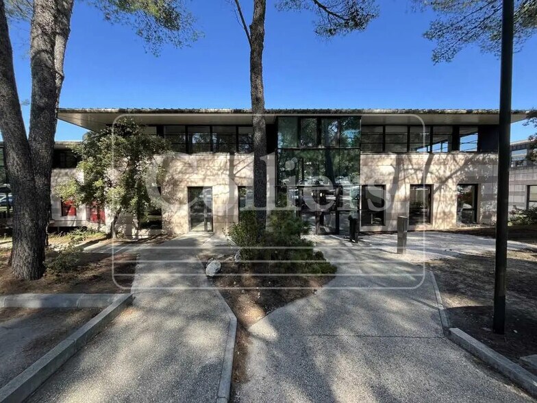Bureau dans Aix-en-Provence à louer - Photo de l’immeuble – Image 1 sur 8