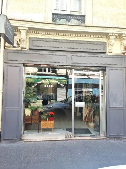 65 Rue De Chabrol, Paris à louer - Photo de l’immeuble – Image 3 sur 5