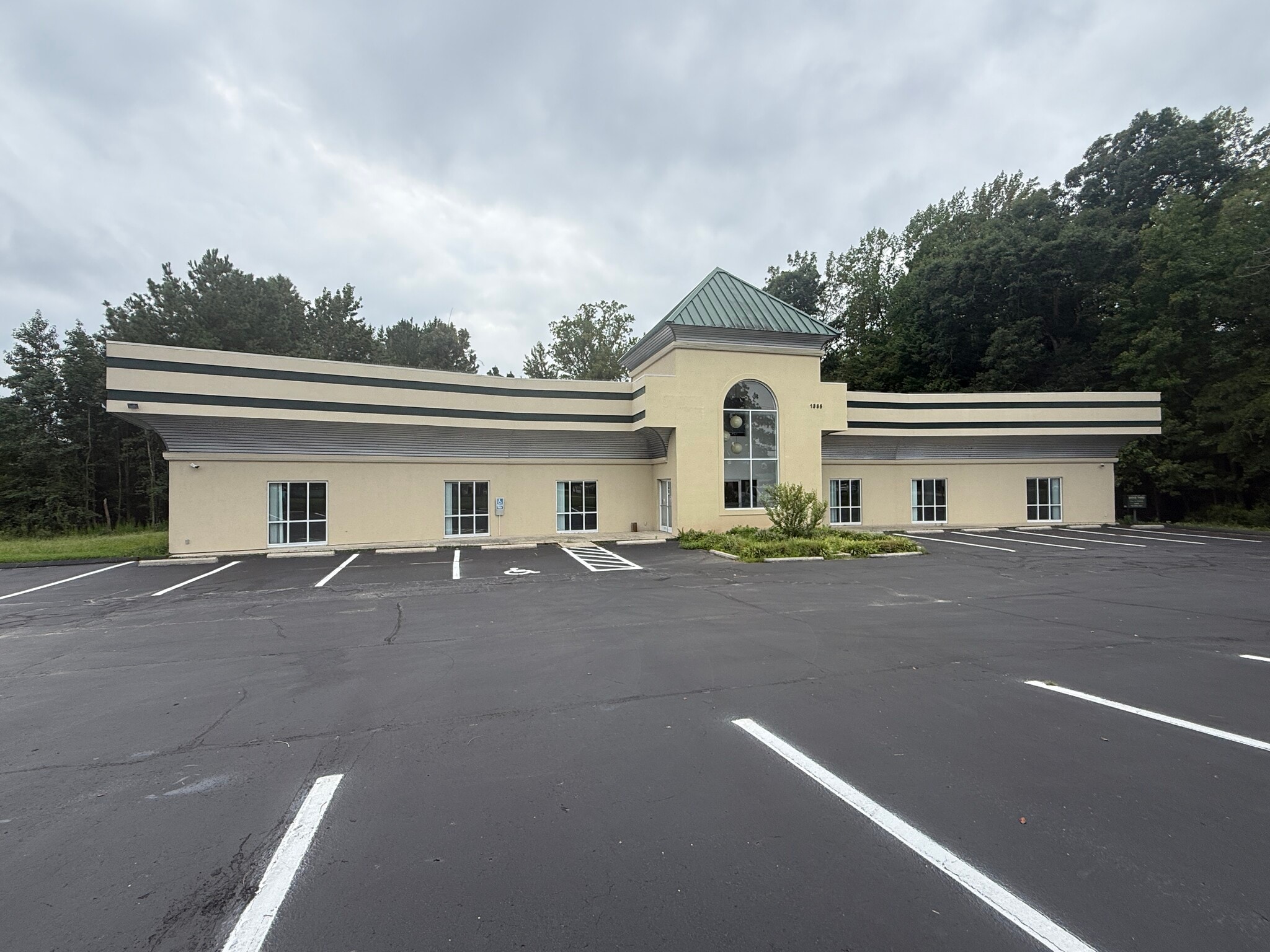 1385 John Small Ave, Washington, NC à louer Photo intérieure– Image 1 sur 26