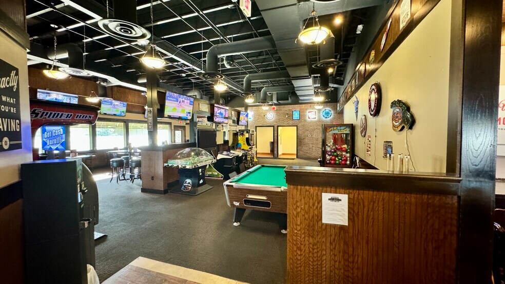 3333 Hwy 10 E, Moorhead, MN à vendre - Photo intérieure – Image 2 sur 36