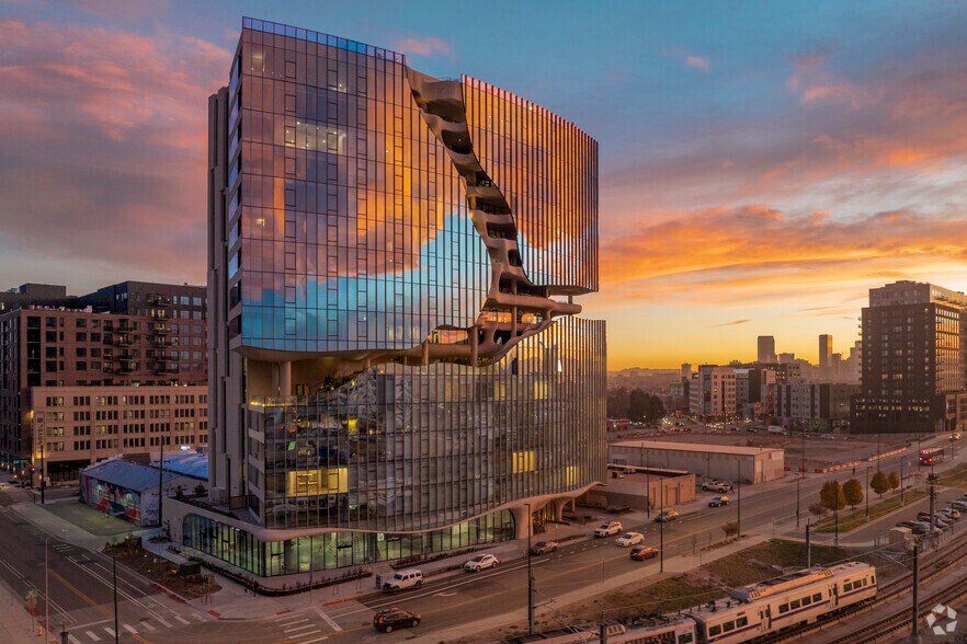 3930 Blake St, Denver, CO à louer - Photo principale – Image 1 sur 31