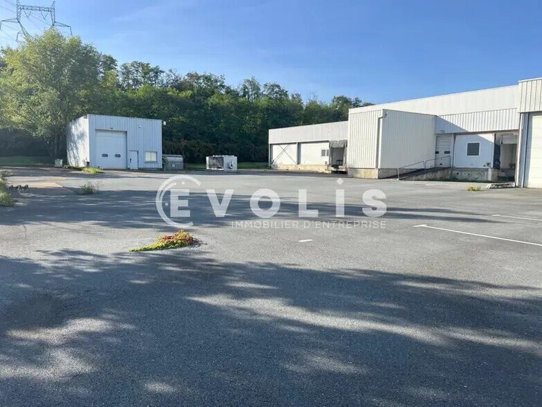 Industriel/Logistique dans Civrieux-d'Azergues à vendre - Photo de l’immeuble – Image 2 sur 8