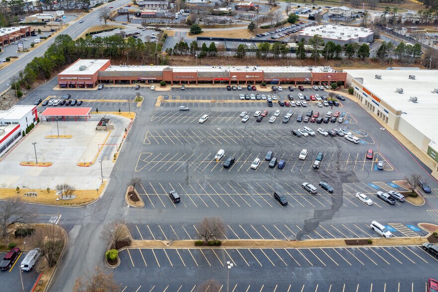 12201 W Markham St, Little Rock, AR à louer - Photo de l’immeuble – Image 3 sur 5