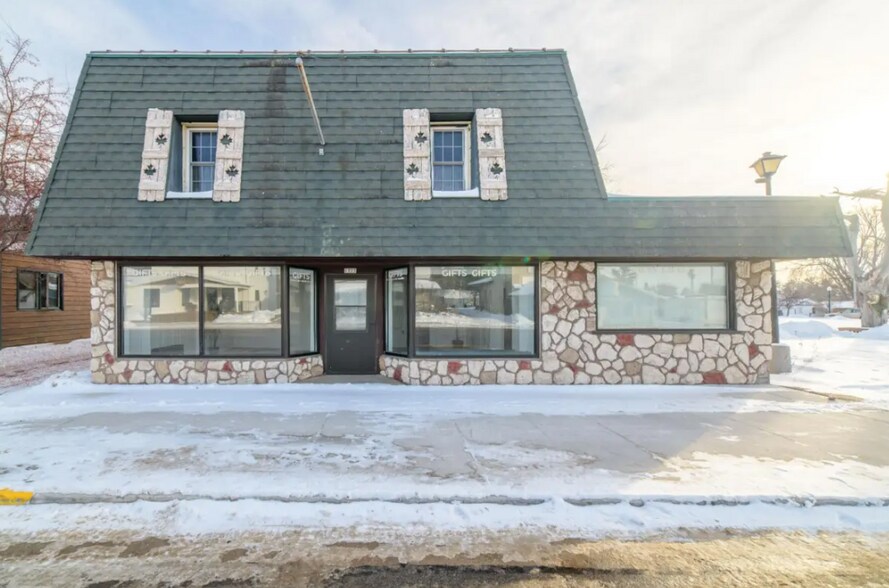 1773 Superior St, Three Lakes, WI à vendre - Photo de l’immeuble – Image 2 sur 30