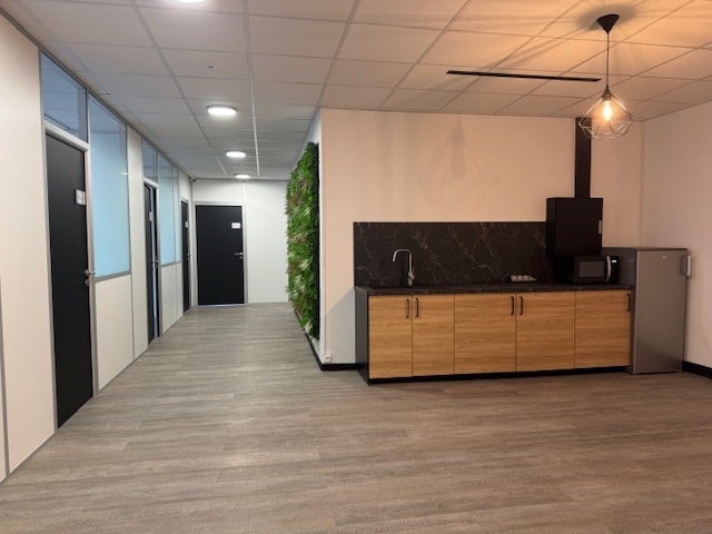 31 Cours Des Juilliottes, Maisons-Alfort à louer - Photo de l’immeuble – Image 2 sur 4