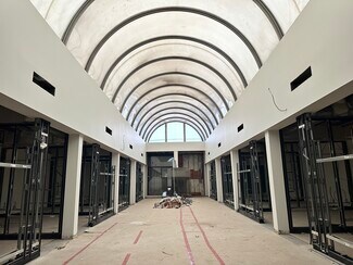 Plus de détails pour 10567 109 St NW, Edmonton, AB - Local commercial à louer