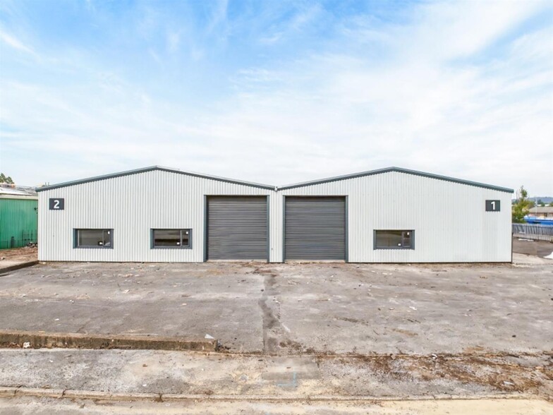 1-2 Ewenny Rd, Bridgend à vendre - Photo principale – Image 1 sur 1