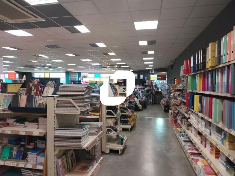 Local commercial dans Orvault à vendre - Photo intérieure – Image 2 sur 8