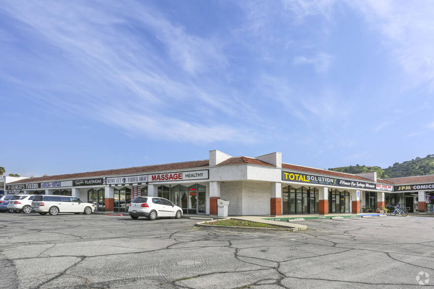 1000 E Route 66, Glendora, CA à louer - Photo de l’immeuble – Image 3 sur 4