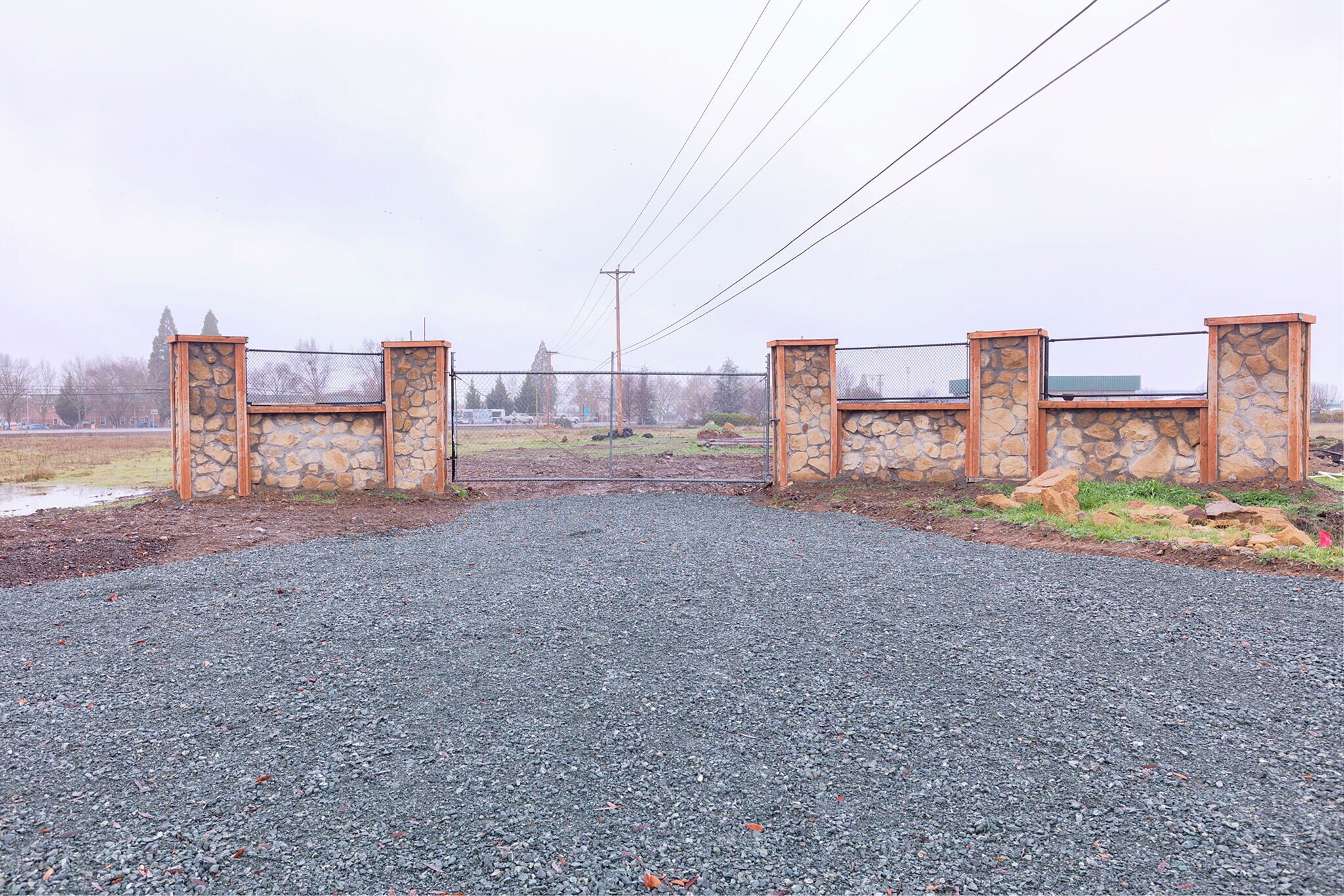 3083 Ave H, White City, OR à vendre Photo principale– Image 1 sur 12