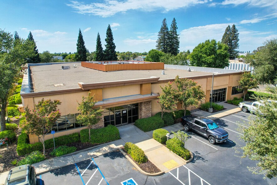 10620 Mather Blvd, Mather, CA à vendre - Photo de l’immeuble – Image 3 sur 7
