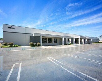Plus de détails pour 331-333 Cliffwood Park St, Brea, CA - Industriel/Logistique à louer