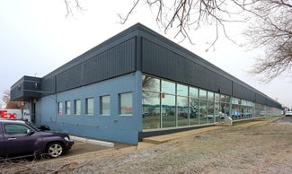 Plus de détails pour 6040-6044 Gateway Blvd NW, Edmonton, AB - Industriel/Logistique à louer