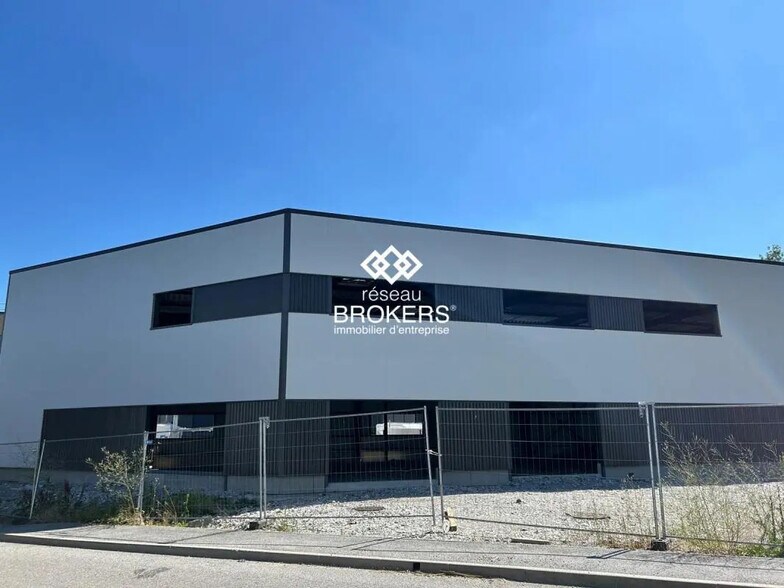 Industriel/Logistique dans Allonzier-la-Caille à vendre - Photo de l’immeuble – Image 2 sur 5