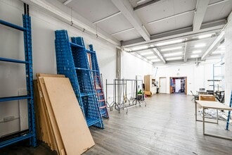 18 Plumbers Row, Londres à louer Photo intérieure– Image 1 sur 13