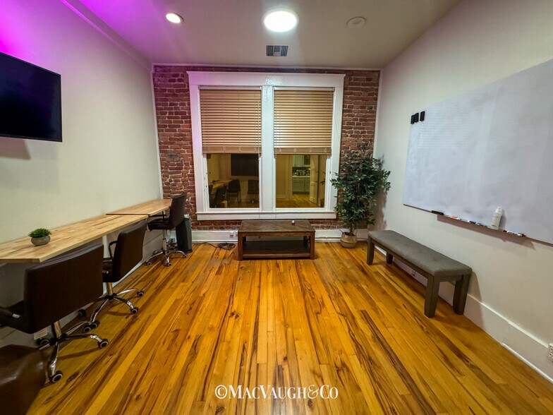 64-90 N Fair Oaks Ave, Pasadena, CA à louer - Photo de l’immeuble – Image 3 sur 16