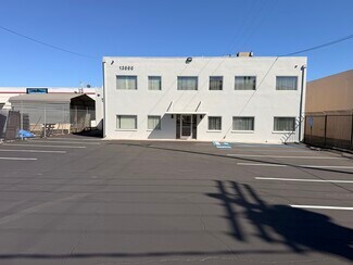 Plus de détails pour 13596 Vaughn St, San Fernando, CA - Industriel/Logistique à louer