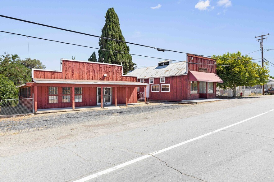 30025 Yosemite Blvd, La Grange, CA à vendre - Photo de l’immeuble – Image 2 sur 26