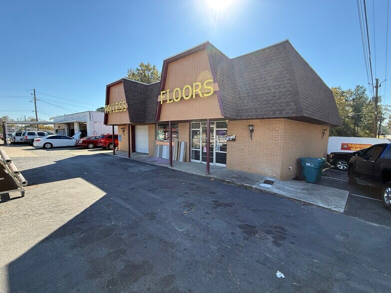 1590 N Columbia St, Milledgeville, GA à vendre - Photo principale – Image 1 sur 15