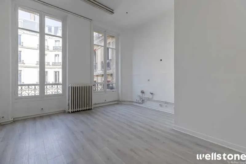 242 Rue De Rivoli, Paris à louer - Photo de l’immeuble – Image 2 sur 9
