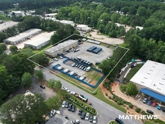 Plus de détails pour 4070 Nine McFarland Dr, Alpharetta, GA - Local d'activités à louer