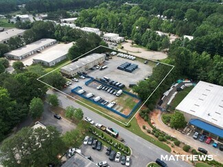 Plus de détails pour 4070 Nine McFarland Dr, Alpharetta, GA - Local d'activités à louer