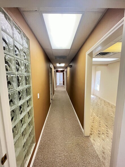 6113 Grand Blvd, New Port Richey, FL à vendre - Photo de l’immeuble – Image 3 sur 23