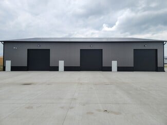 Plus de détails pour 401 Snyder Drive- Building. A, Huxley, IA - Local d’activités à vendre