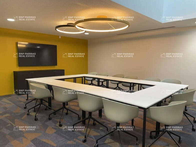 27 Rue Victor Hugo, Ivry-sur-Seine à louer - Photo de l’immeuble – Image 1 sur 16